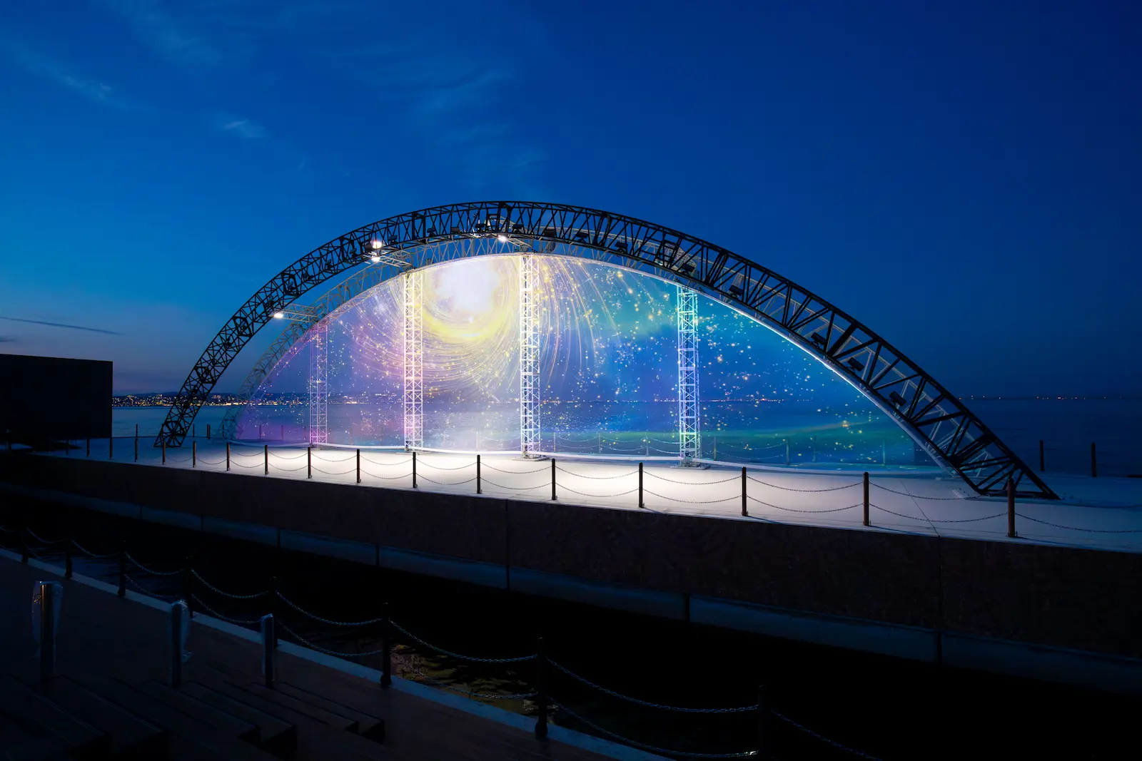 PASONA HARBOR STAGE 海上アートステージ